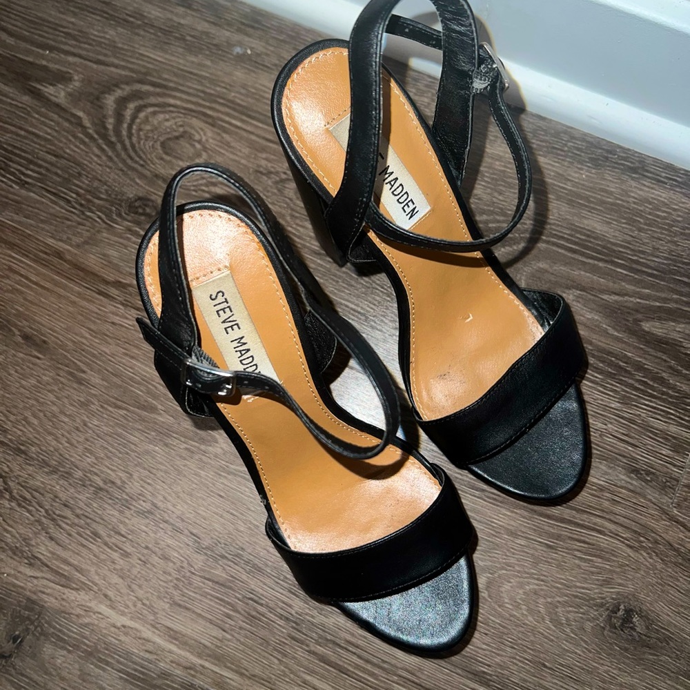 STEVEN MADDEN PLATFORM LEATHER HEELS - Picture 4 of 4